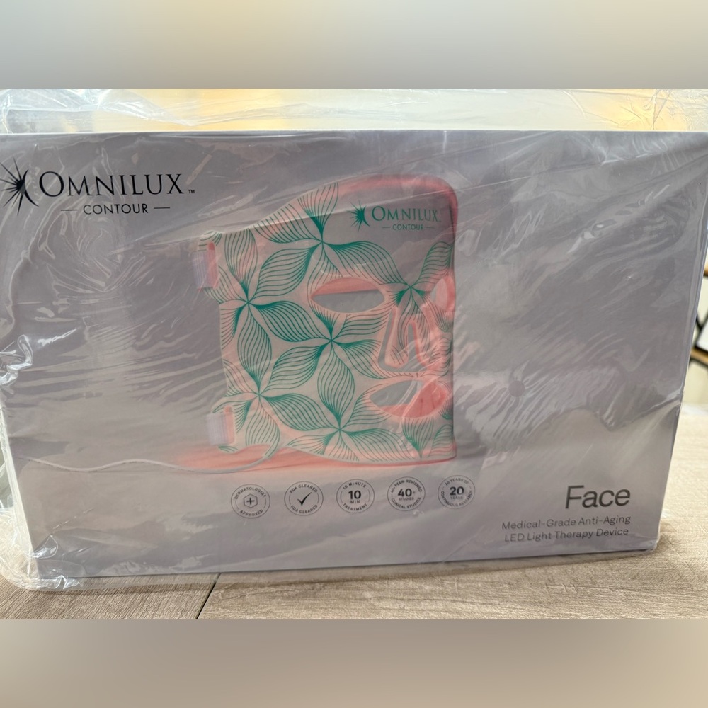 Omnilux Contour Therapy Mask